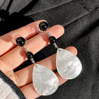 Ohrringe aus Metall | Muschel-inspirierte Ohrringe mit Perlenoptik | Leichtes Design für den Alltag | Schmid