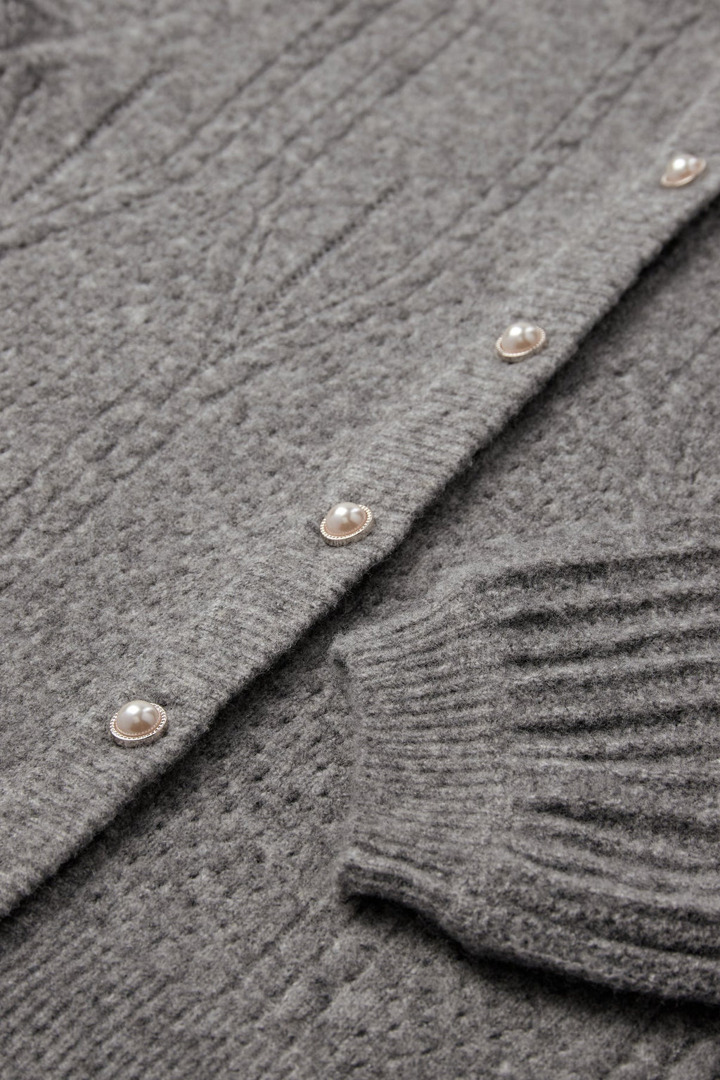 Vakker Fina Strick‑Cardigan mit Knöpfen aus Mischgewebe