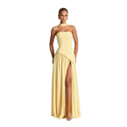 Stroplose Lange Kleid – Mit Asymmetrischem Schnitt und Hoher Schlitz