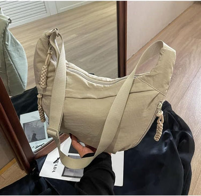 Daily nylon bag | stylische umhängetasche mit viel stauraum für unterwegs