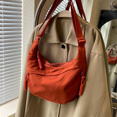 Daily nylon bag | stylische umhängetasche mit viel stauraum für unterwegs