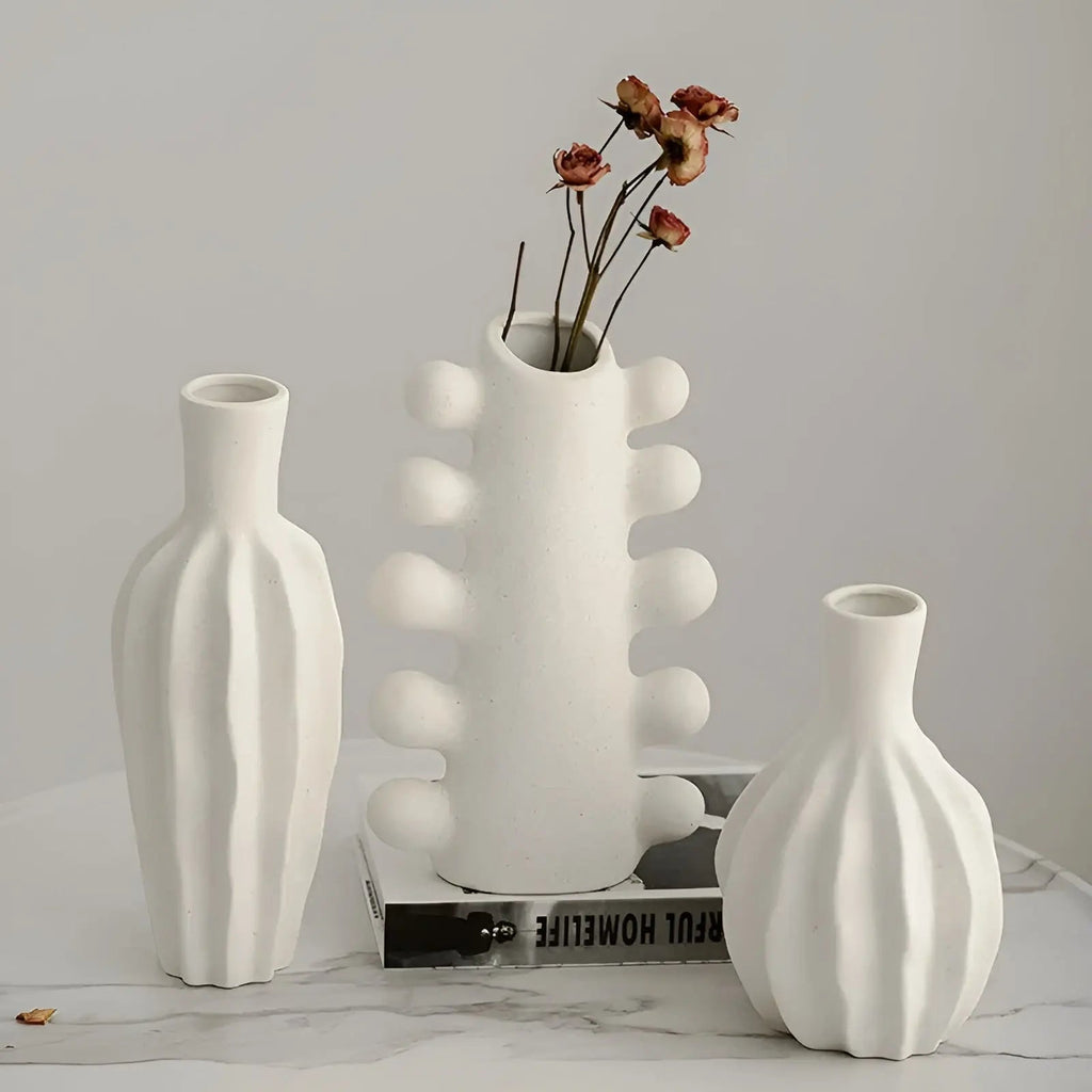 Nordic Bloom | Minimalistische Keramikvase Für Zeitlose Inneneleganz