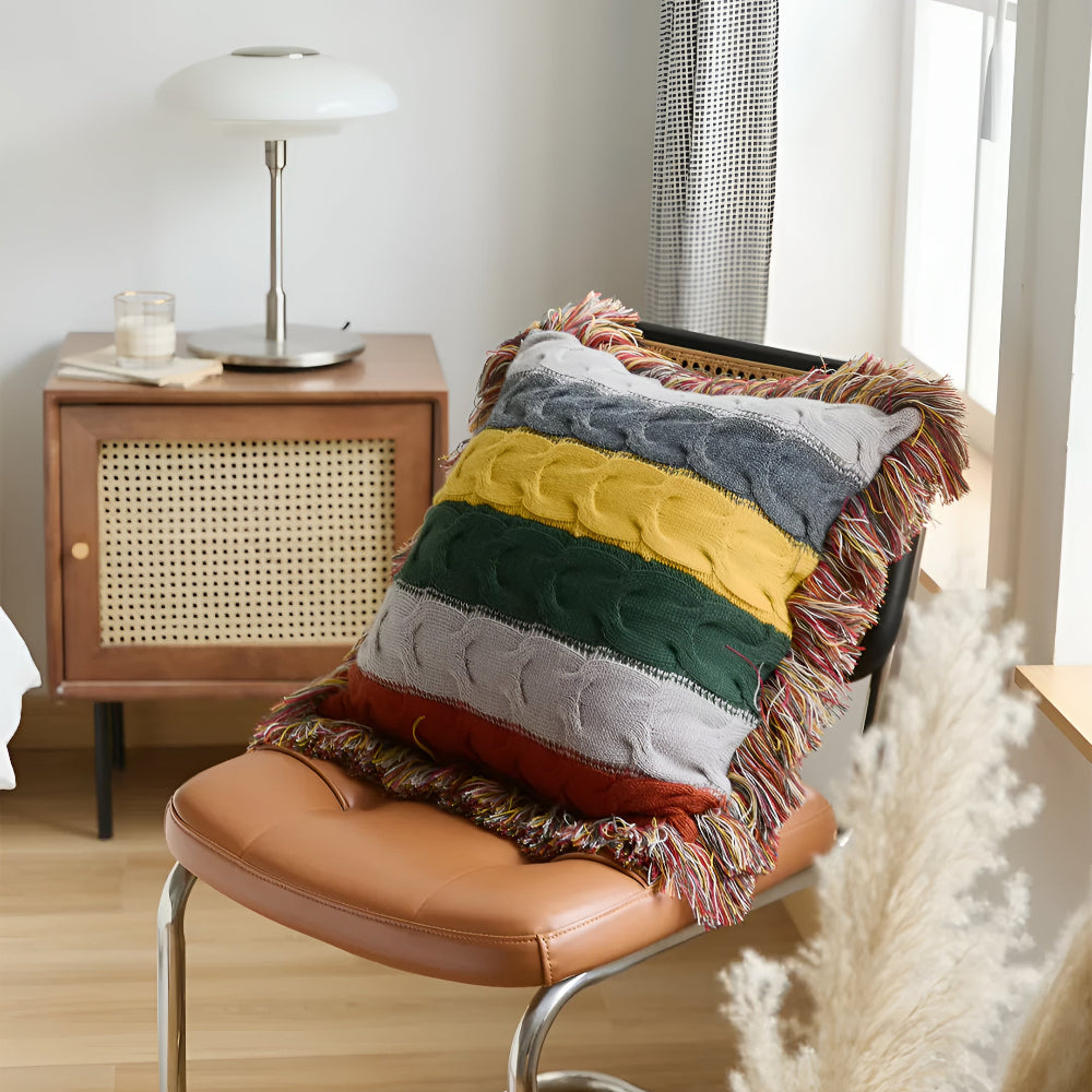 ColorRay | Gestreifter Strickkissen – Weicher & Moderner Stil