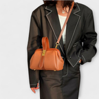 Damen Schultertasche aus PU | Strukturierte Handtasche mit Schlossdetail und Schulterriemen | Alltag und Freizeit | Schmid