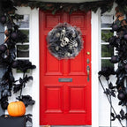 Halloween Schädel Mesh Kranz | Türkranz aus Kunststoff und Polyester mit Schädelakzenten | Wand- und Türdekoration | Schmid