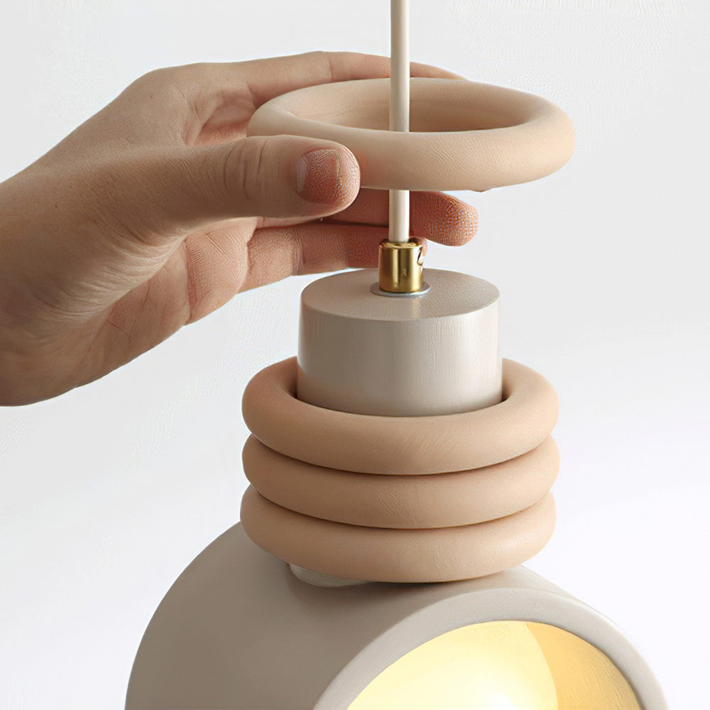 ArtsyGlow | Deckenlampe mit Farbigen Details und Künstlerischem Design