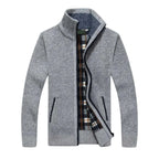 Herren Strickjacke | Cardigan mit Reißverschluss und Stehkragen | Reguläre Passform aus Polyester für Alltag und Freizeit | Schmid