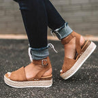 Damen Sommerschuhe Mit Plateau – Sandalen Aus Kunstvelours Mit Verstellbaren Knöchelriemen