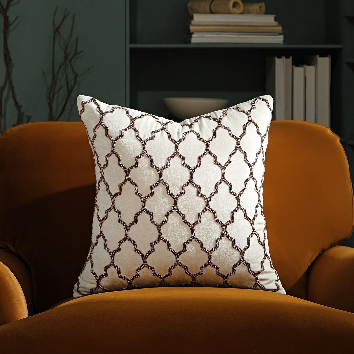 Luxe Collection Trellis Handbeaded Kissen | Exklusive Handarbeit & Luxusdekor