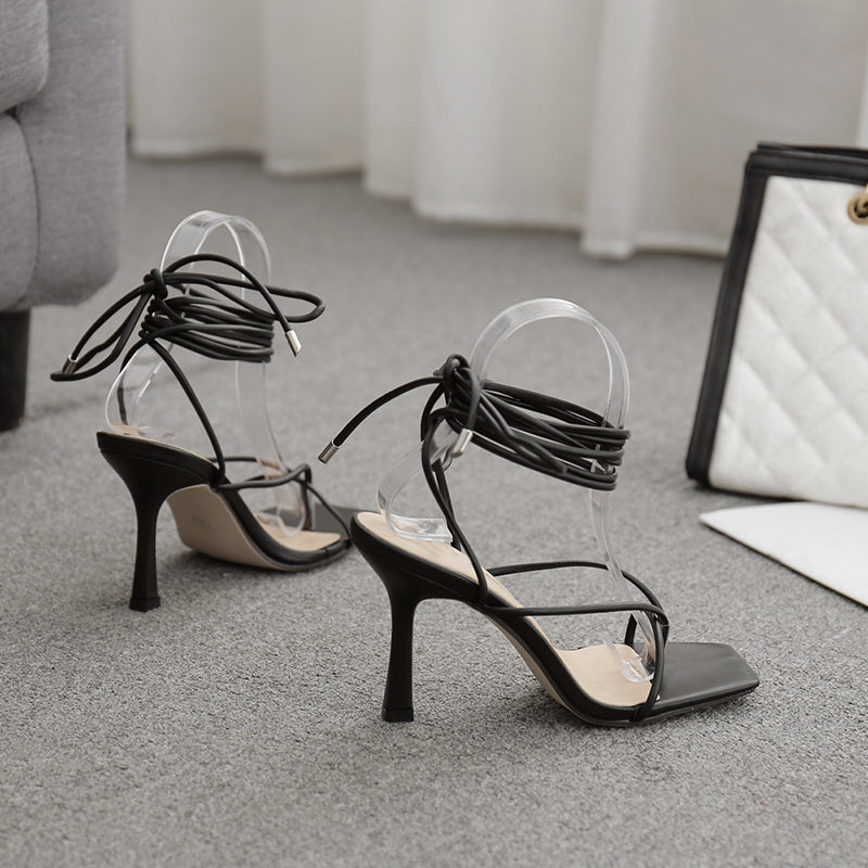 Damen | Sommerheels mit Kreuzriemen | Offene Sandalen für Alltag und Fest | Schmid