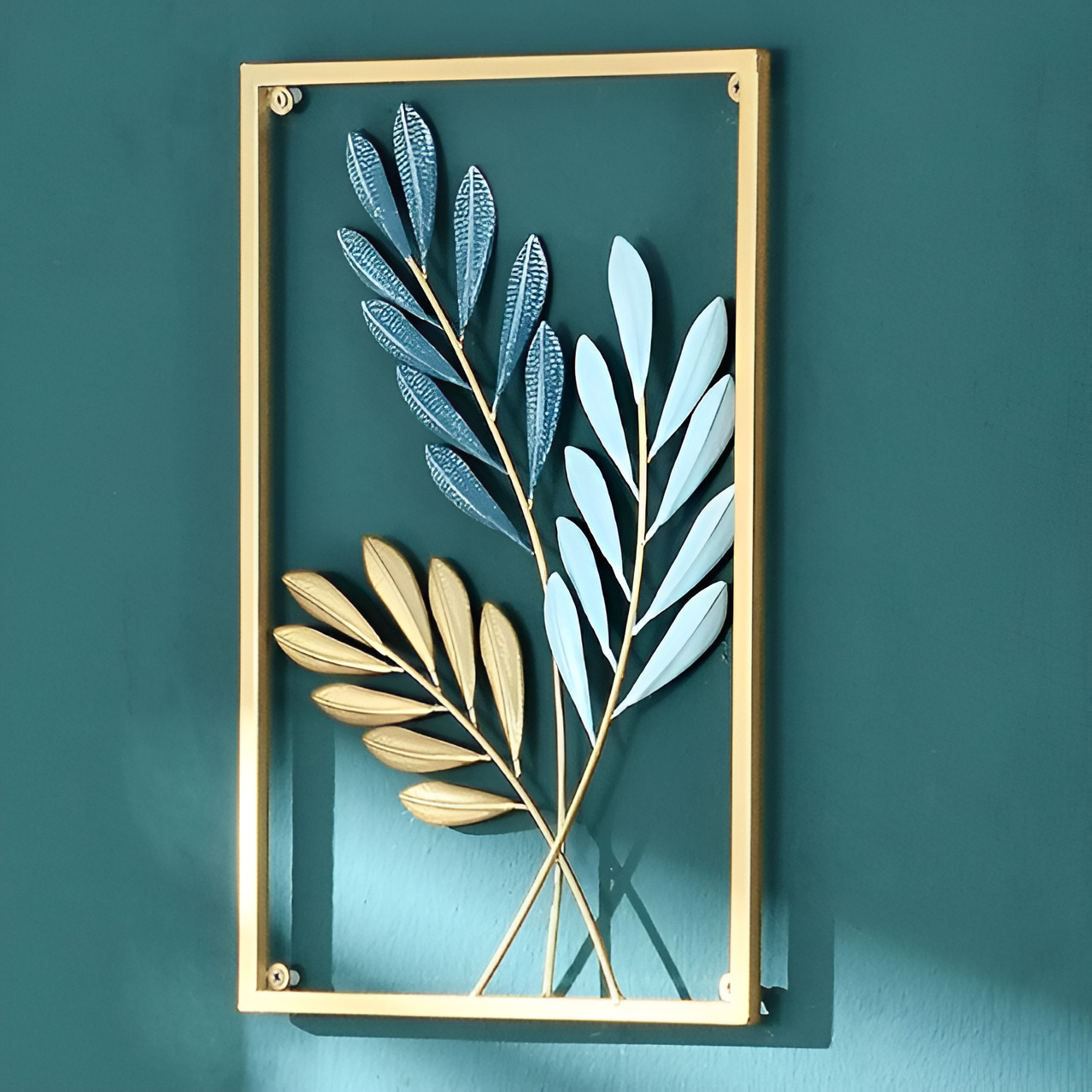 Nordische Metall-Wandkunst „Leafy Luxe“ – Blatt-Dekor aus Metall