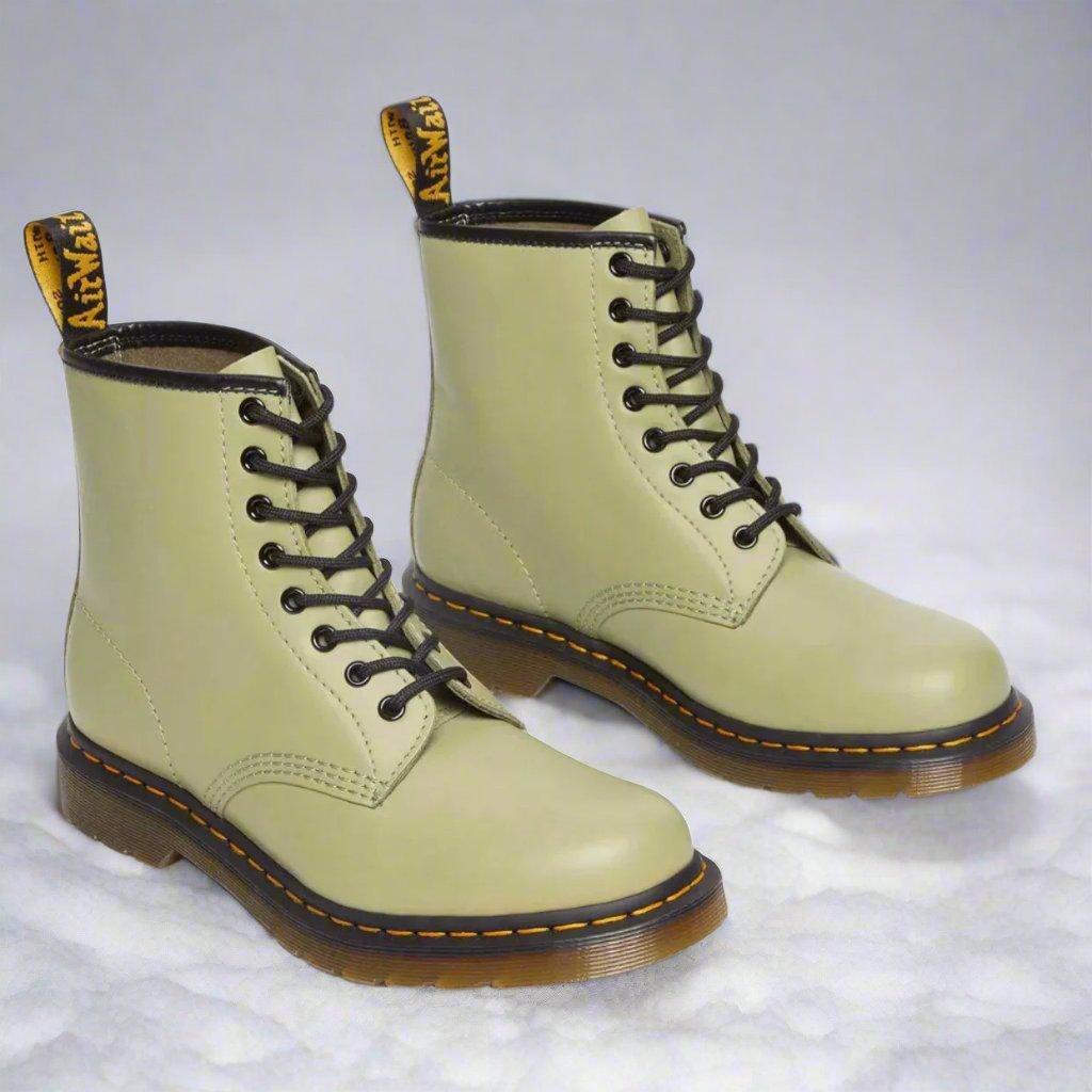 Leo – Combat-Boots mit klassischem Design und lässiger Passform