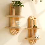 Geometrisches Wandregal aus Holz – 35 cm
