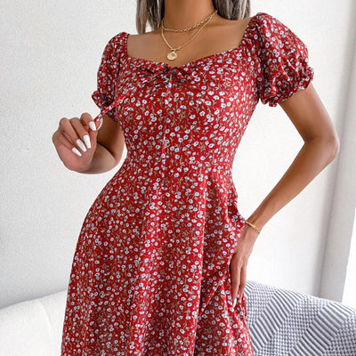 CLAIRE | Kleid mit Quadratischem Ausschnitt und Schnürung