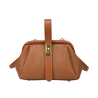 Damen Schultertasche aus PU | Strukturierte Handtasche mit Schlossdetail und Schulterriemen | Alltag und Freizeit | Schmid