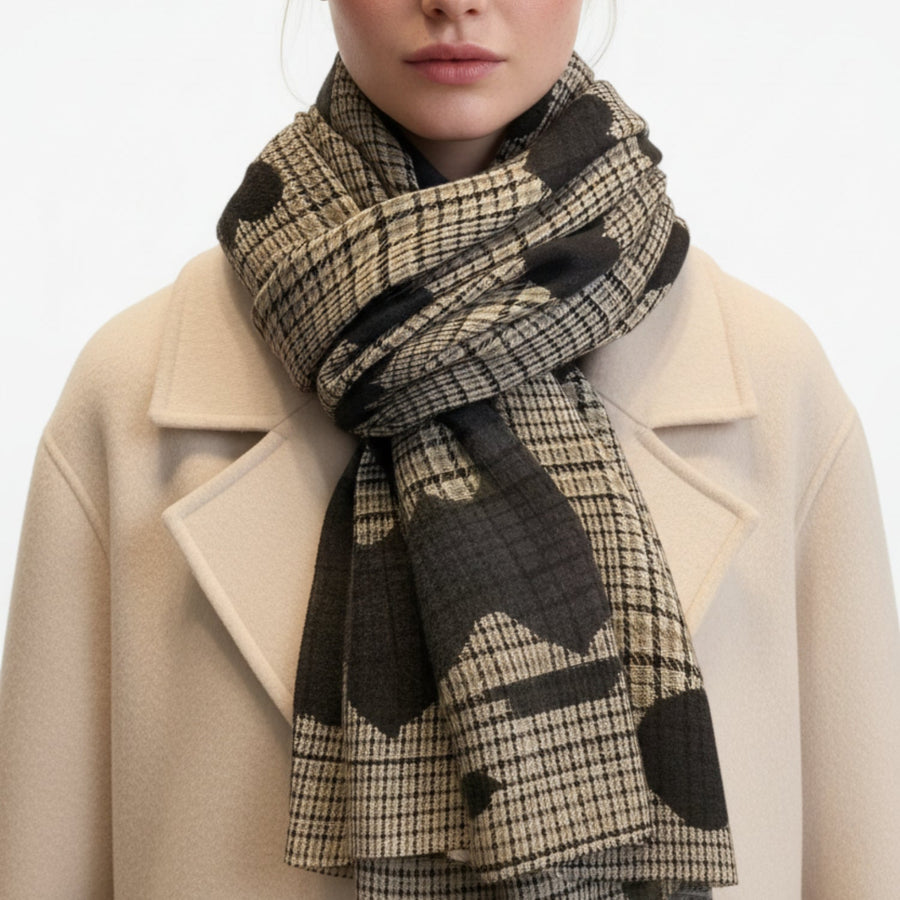 Damen Schal aus Imitiertem Cashmere | Wendbares Herz- & Karomuster | Langer Dicker Schal für Alltag & Herbst-Winter-Lagenlooks | Schmid