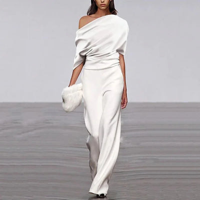 Eleganter off-shoulder jumpsuit mit drapierung | luxus-look für events, abendmode & galas