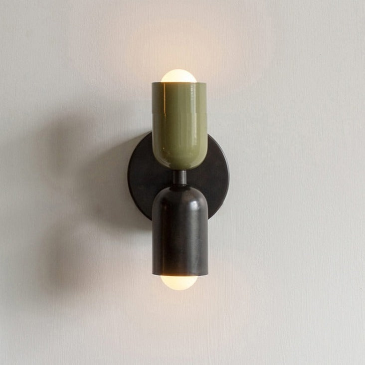Afli Wandleuchte – Metall und Glas, farbiger Lampenschirm, LED-kompatibel