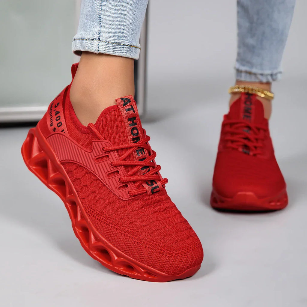 Damen Plateau Sneaker mit Schnürung und Profilsohle – Freizeitschuhe