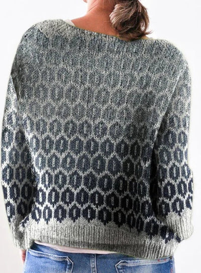 Emma | Grauer Pullover mit Details