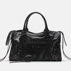 Astrid – Handtasche mit Mehreren Reißverschlüssen und Schulterriemen