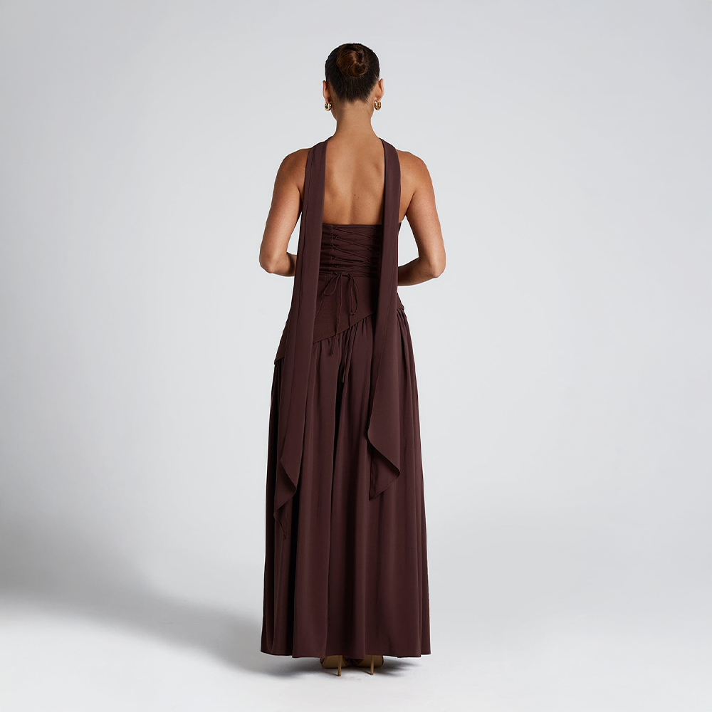 Stroplose Lange Kleid – Mit Asymmetrischem Schnitt und Hoher Schlitz