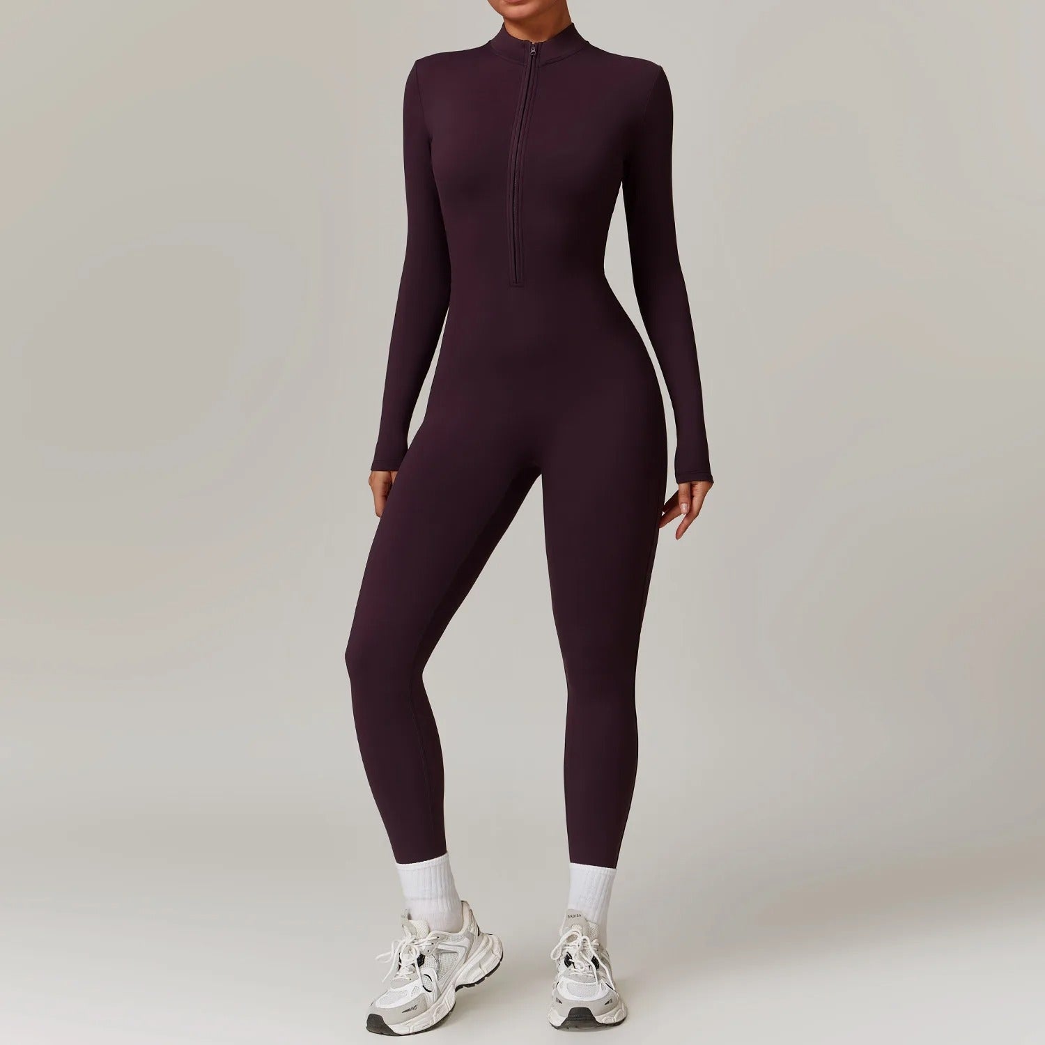 Stephanie | Langärmeliger Jumpsuit Mit Hohem Kragen und Reißverschluss