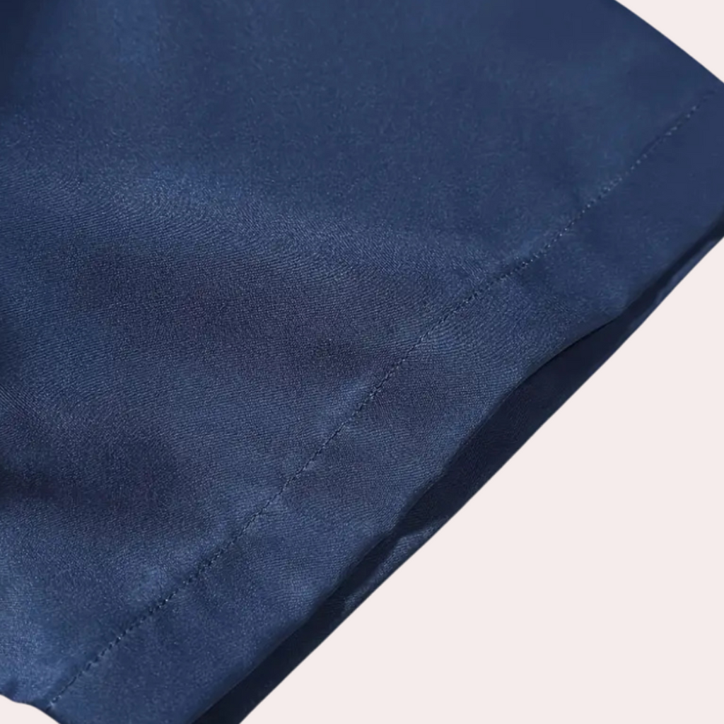 Herrenhemd aus Polyester | Kurzarmhemd mit Regulärer Passform | Leichtes Design für Alltag und Freizeit | Schmid