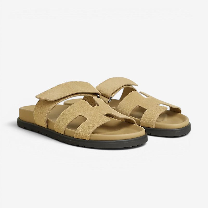 Damen Sandalen | Runde Zehen Slip-On Sandalen mit Riemen | Reguläre Passform für Alltag im Innen- und Außenbereich | Schmid
