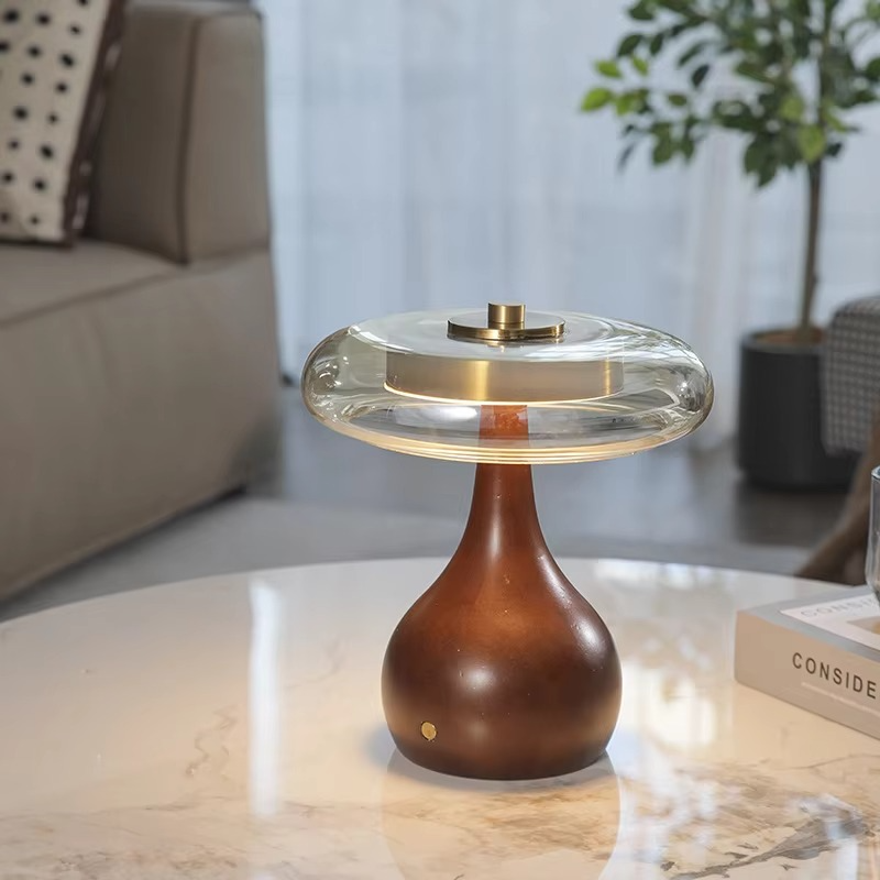 Retro Pilz-Tischlampe | Stimmungsvolle Beleuchtung Mit Holzdetails