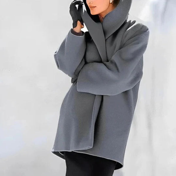 Elegante Damen‑Uldfracke – Mit lockerer Passform und hohem Kragen