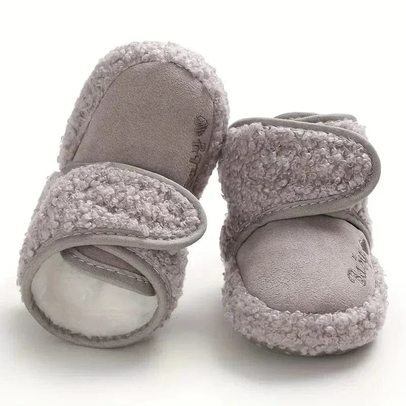 Babyschuhe aus Stoff | Klettverschluss & Flexible Sohle | Schuhe mit Herzmuster und Runder Spitze für den Winter | Schmid