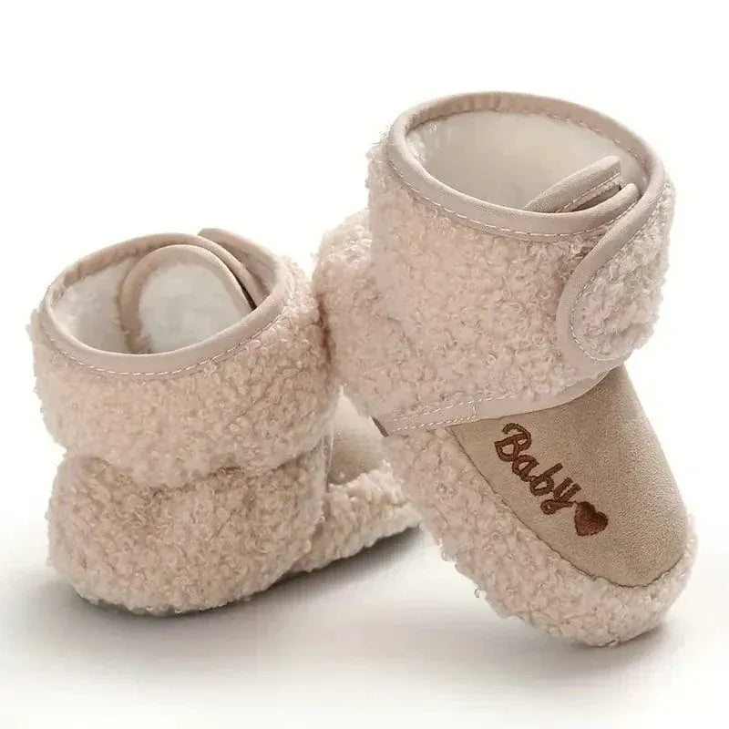 Babyschuhe aus Stoff | Klettverschluss & Flexible Sohle | Schuhe mit Herzmuster und Runder Spitze für den Winter | Schmid