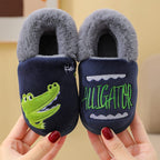 Gefütterte Kinderhausschuhe | Baumwolle, Plüsch & Kunstfellfutter | Slip-On Schuhe mit Einhorn- oder Krokodilmotiv | Schmid