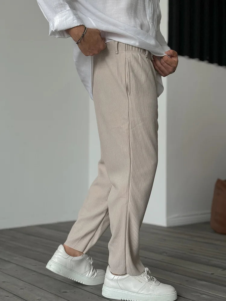 Luxe Herren Hose – Weicher Stoff Für Büro Und Freizeit