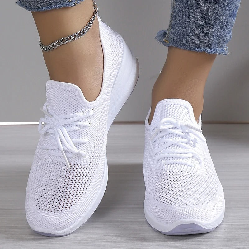 Damen Plateau Sneaker mit Schnürung und Keilsohle – Freizeitschuhe