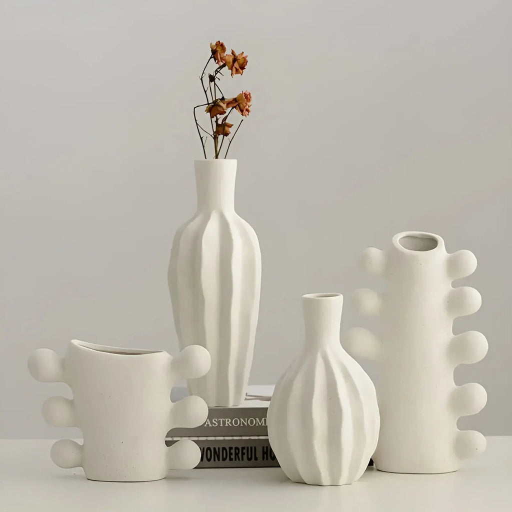 Nordic Bloom | Minimalistische Keramikvase Für Zeitlose Inneneleganz