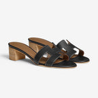 Damen Sandalen | Slip-On Sandalen mit Eckigem Absatz | Reguläre Passform für Alltag und Smart Casual | Schmid